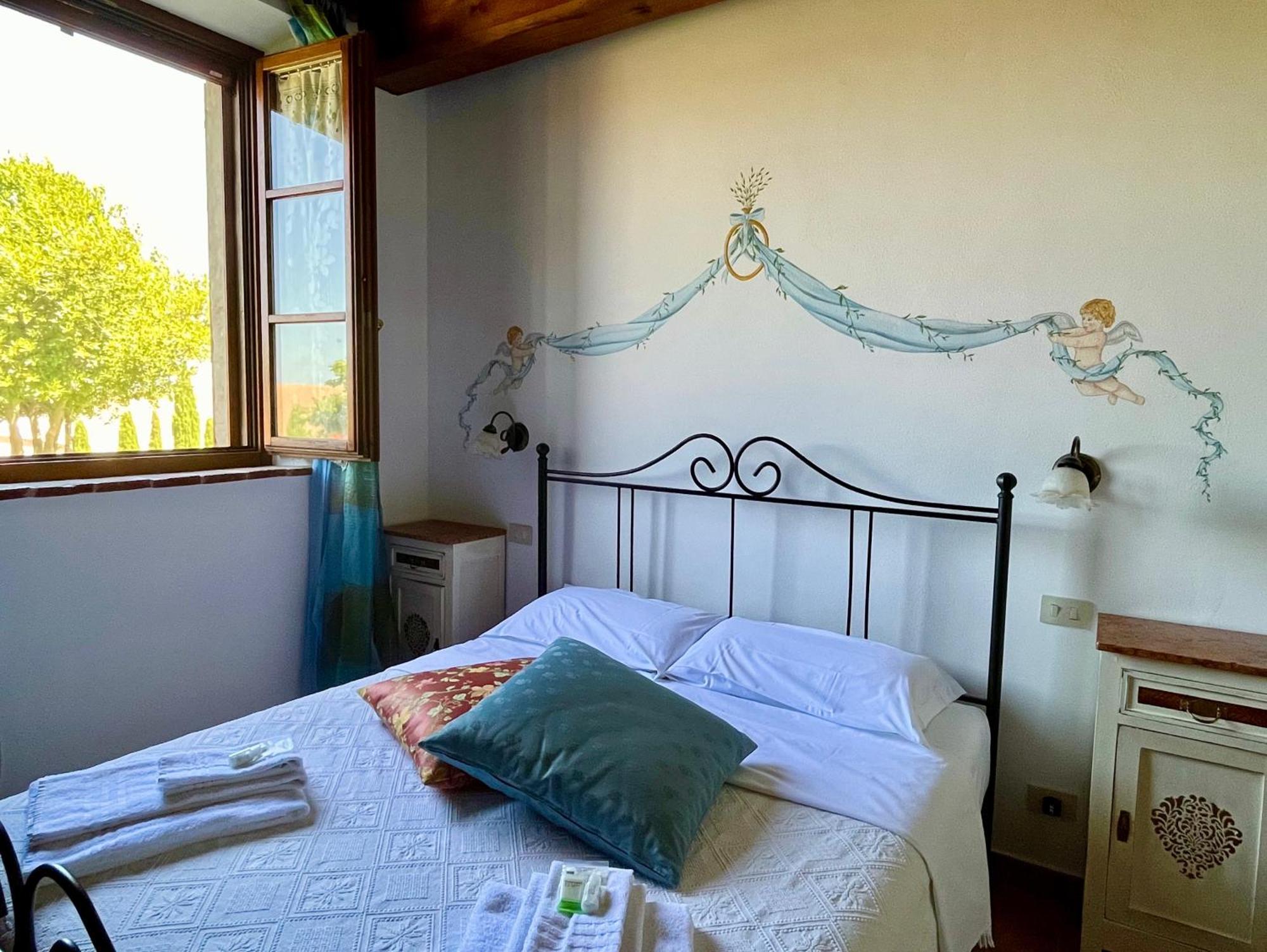 Poggiosalto In Toscana Pienza Bagian luar foto
