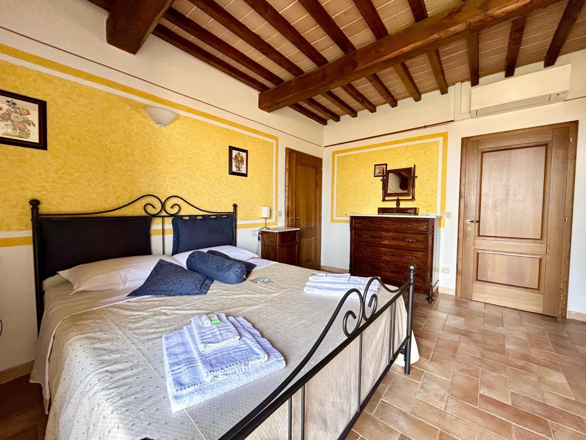 Poggiosalto In Toscana Pienza Ruang foto
